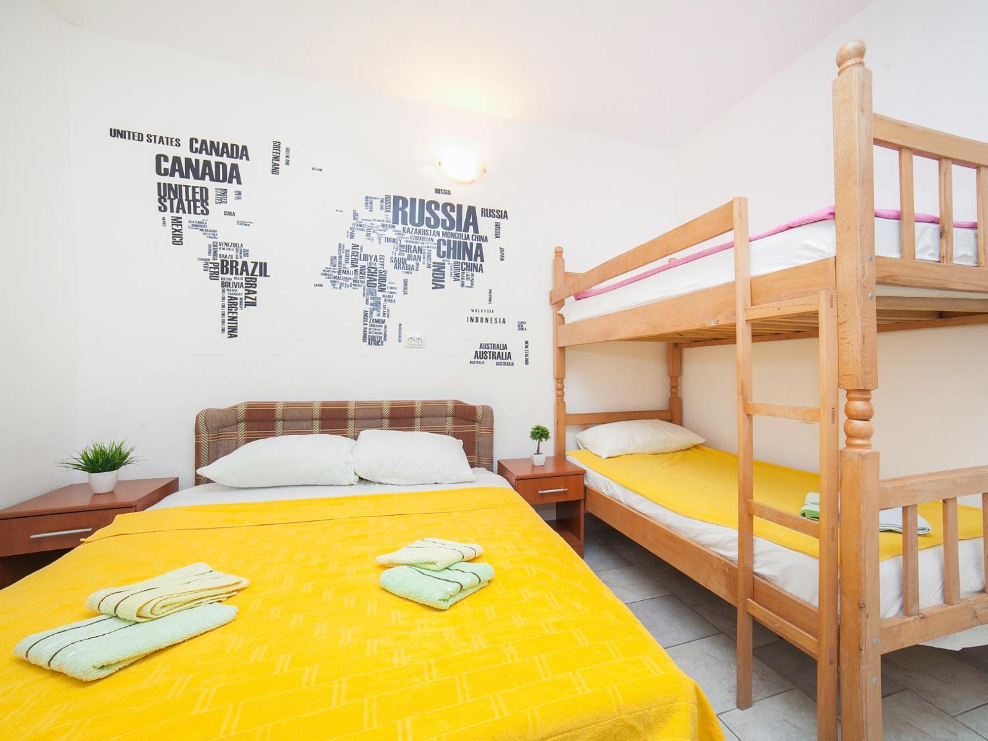 Apartments Ivo Bozinovic Тиват Екстер'єр фото