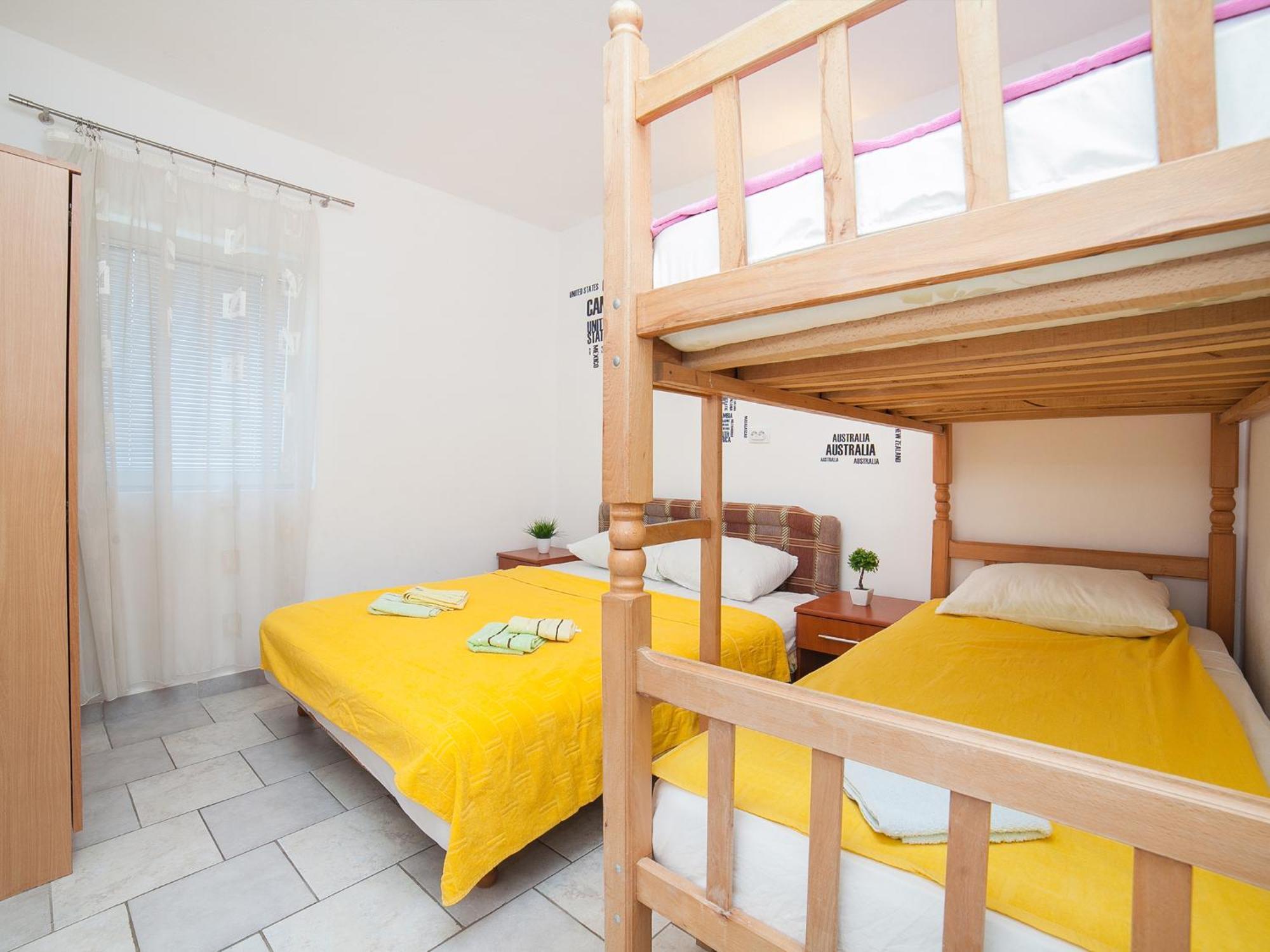 Apartments Ivo Bozinovic Тиват Екстер'єр фото