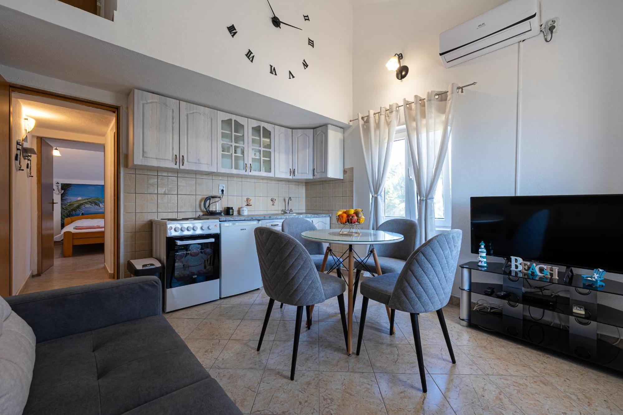 Apartments Ivo Bozinovic Тиват Екстер'єр фото